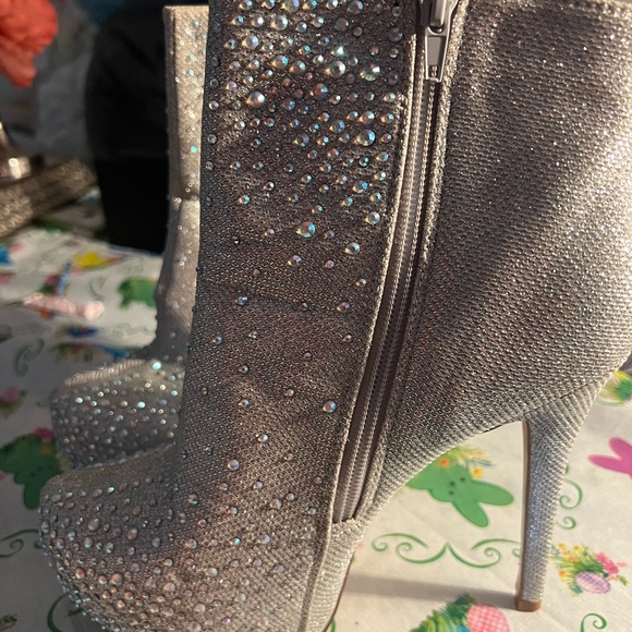 Dazzling Rhinestone High heel Bootie 💎💎💎 - Picture 3 of 3